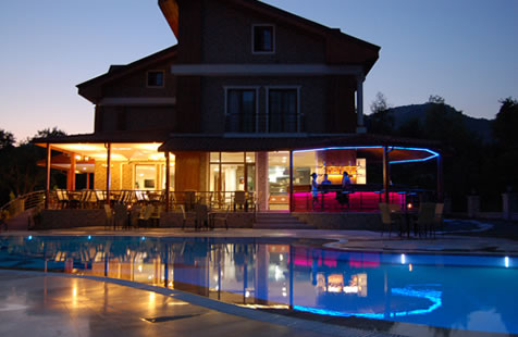 <p>Yeşil ile mavini